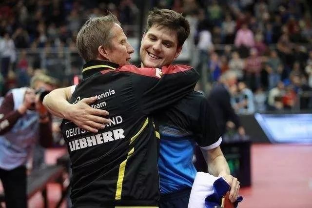 波兰乒乓球队碾压英国乒乓球队，波尔一己之力扛起全队