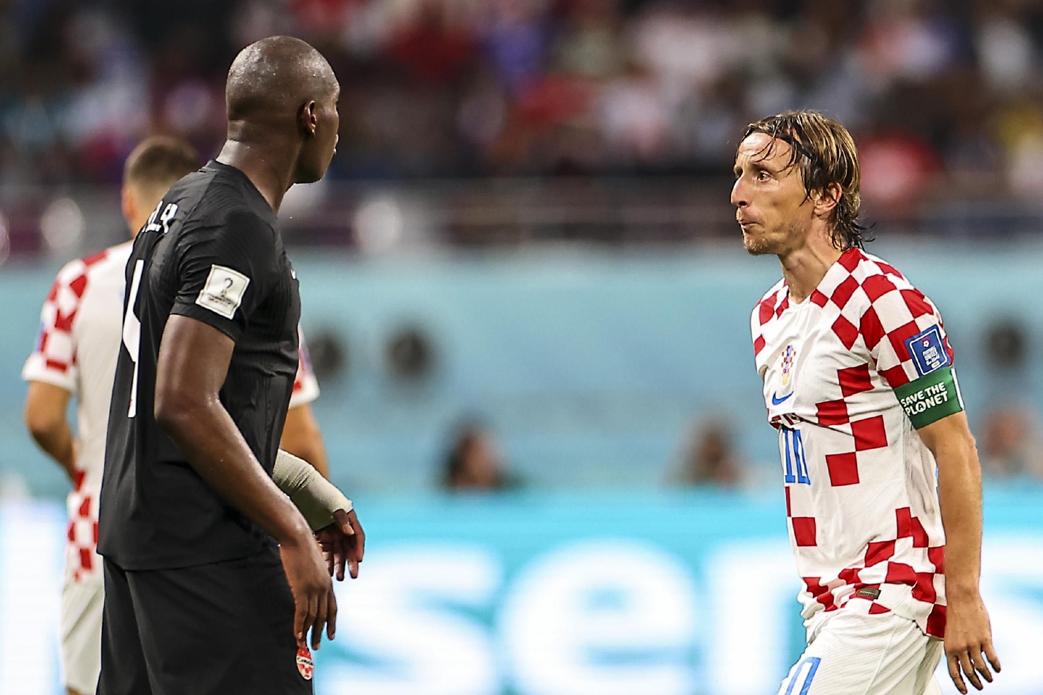 智利碾压马赛，莫德里奇关键制胜