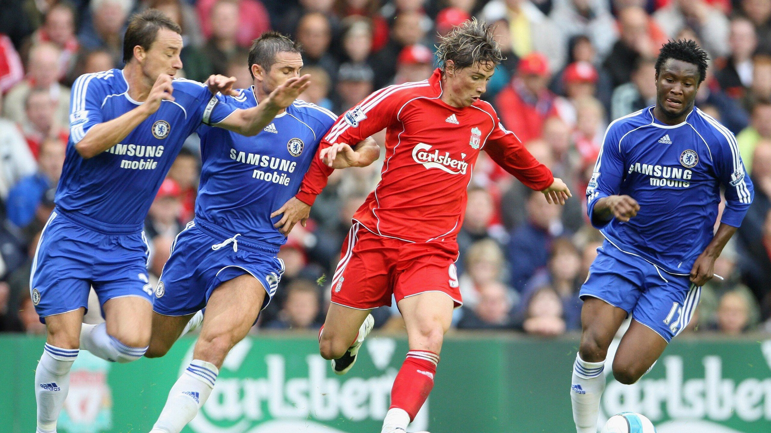 爱游戏官方-利剑出鞘，锡安关键回合手刃太阳，尼克斯新王证明何为大场面先生