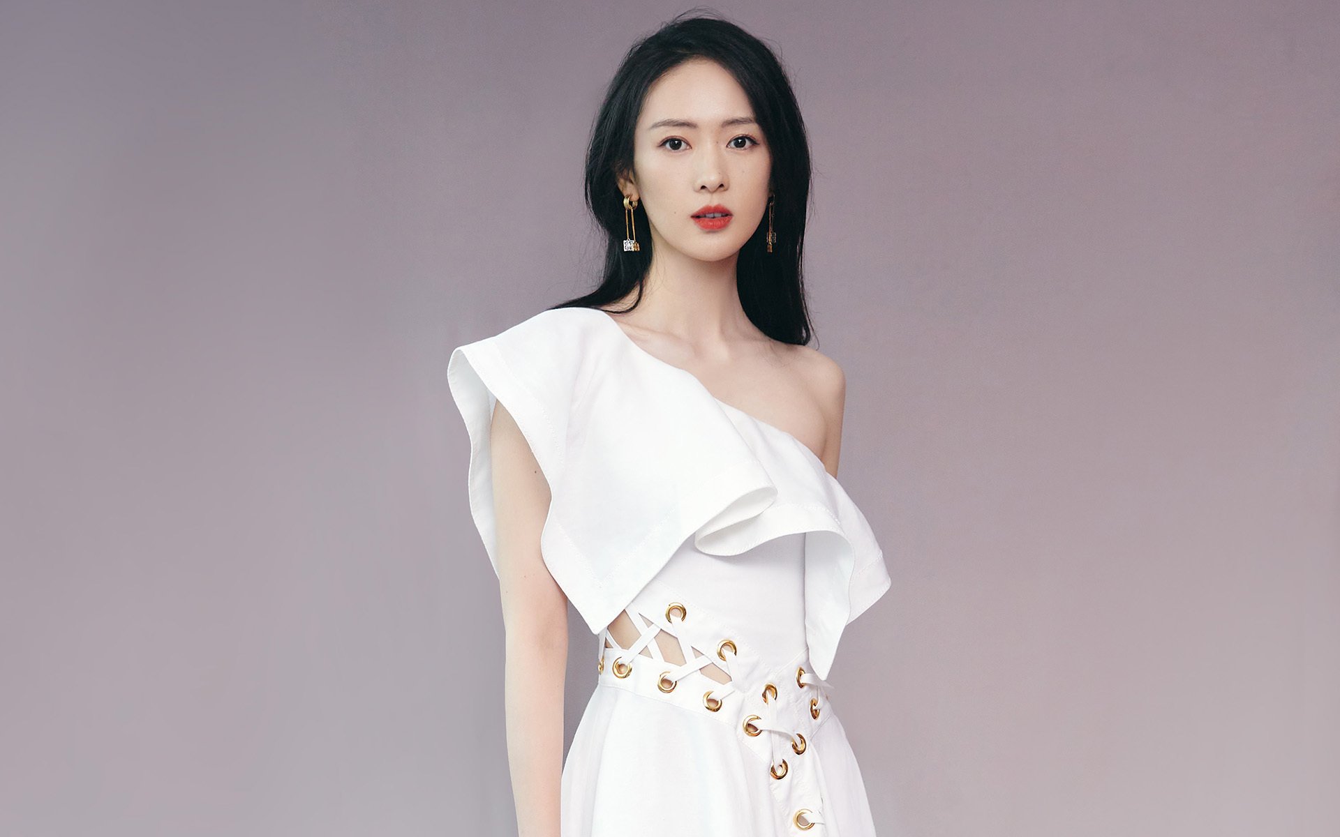 爱游戏体育-2026世界杯的战术密码，湖人为何冲垮热火的答案，藏在绿茵场