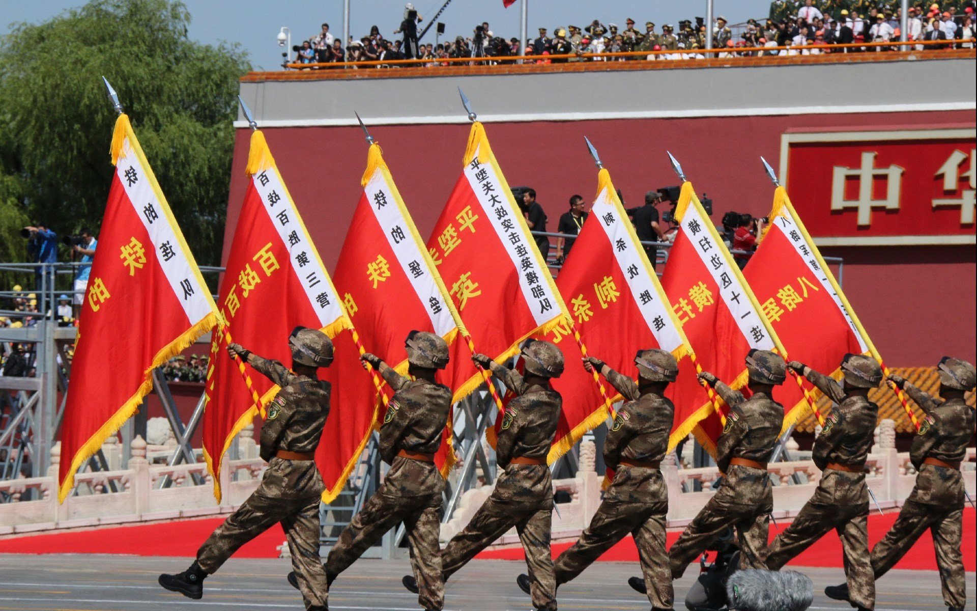 瑞士军刀在威尔士坠毁?德布劳内那抹血色锋芒刺穿了谁的骄傲