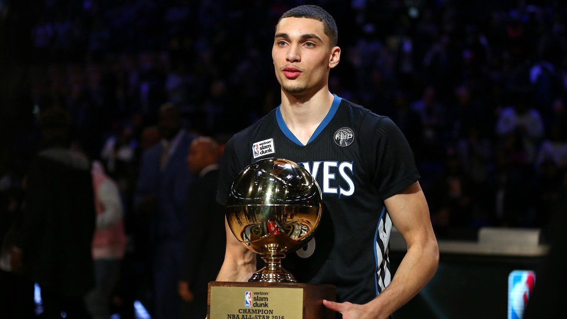 开拓者利刃出鞘制霸篮网,蛰伏的英格拉姆终成关键先生